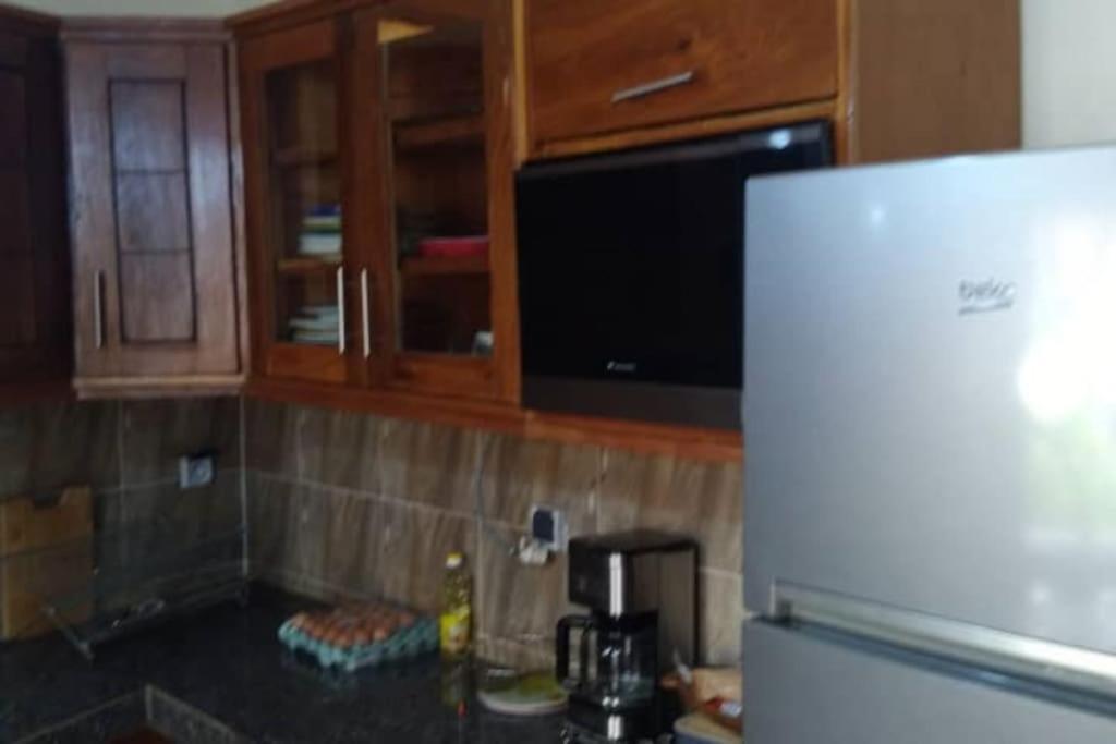 Belle Villa Proche Bord De Mer Ngaparou Экстерьер фото